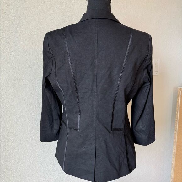 Bebe Women’s Linen Blend Blazer Sz 10 Black Cropped Italian Fabric Career Office - Picture 4 of 5